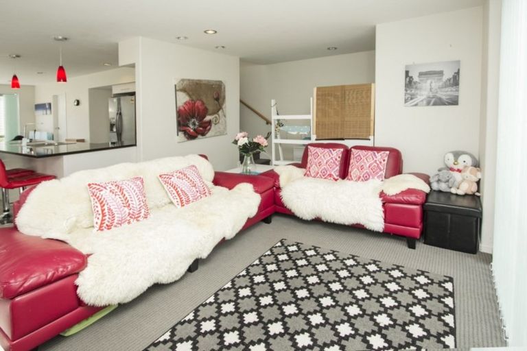 Photo of property in 153 Porchester Road, Takanini, 2112