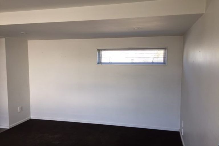 Photo of property in 43 Grafton Street, Waltham, Christchurch, 8011