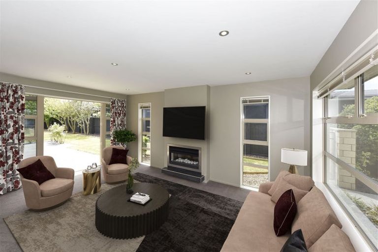 Photo of property in 47 Westpark Drive, Burnside, Christchurch, 8053