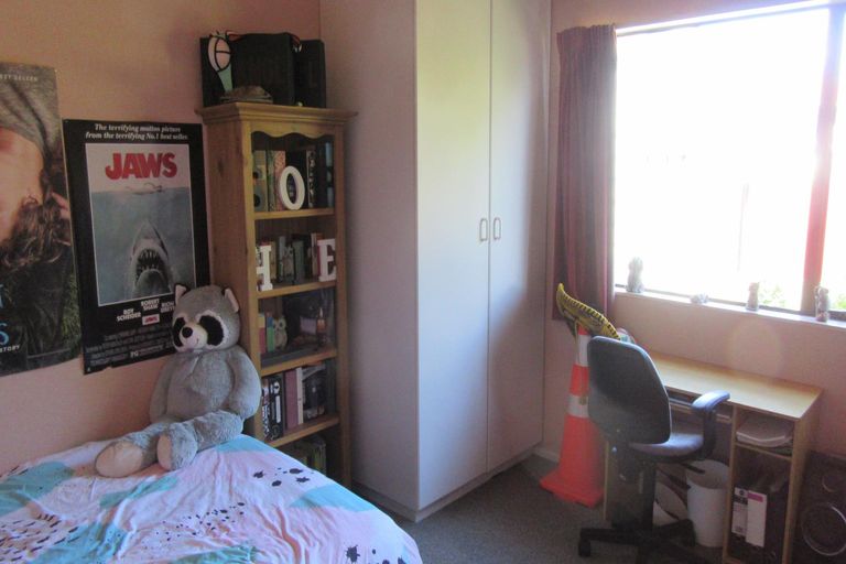 Photo of property in 90 Rhodes Street, Waimate, 7924