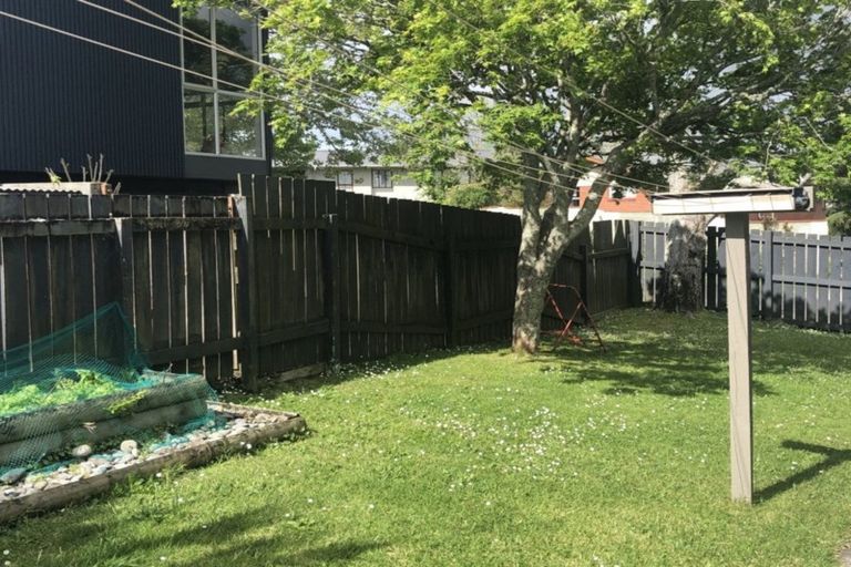 Photo of property in 1 Moa Place, Onerahi, Whangarei, 0110