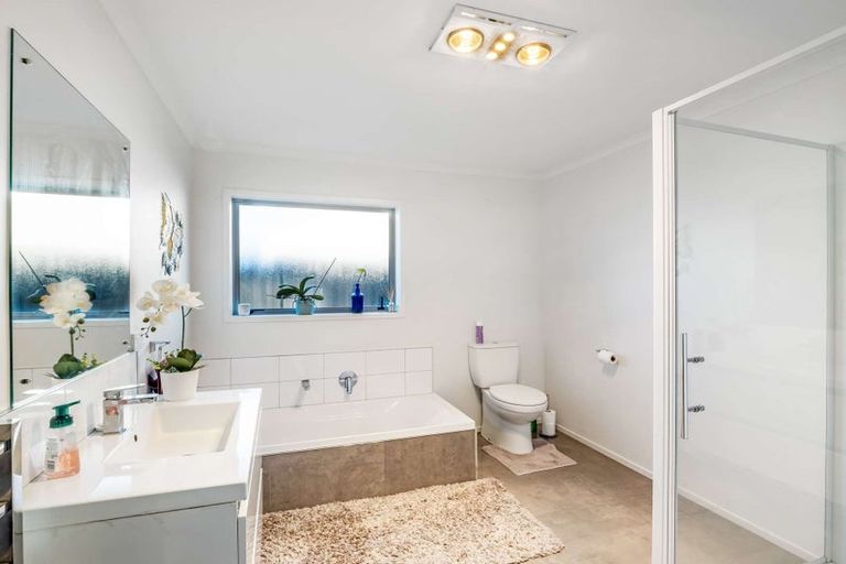 Photo of property in 9 Magnolia Crescent, Tawhero, Whanganui, 4501