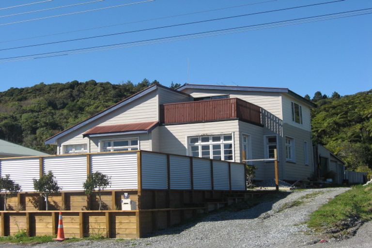 Photo of property in 49 Main South Road, Karoro, Greymouth, 7805