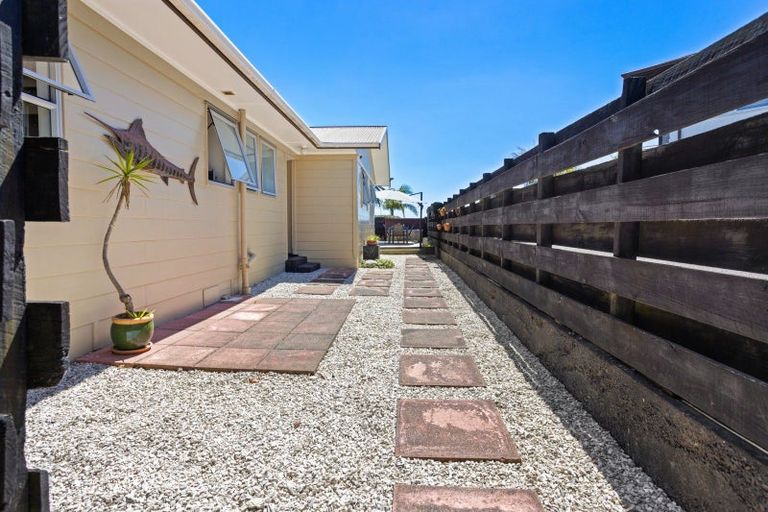 Photo of property in 10 Goffe Drive, Haruru, 0204