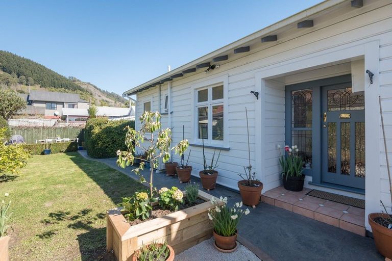 Photo of property in 4 Brougham Street, Nelson South, Nelson, 7010