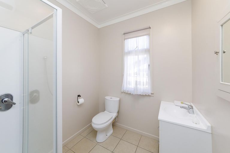 Photo of property in 61 Ferguson Street, Awapuni, Palmerston North, 4412