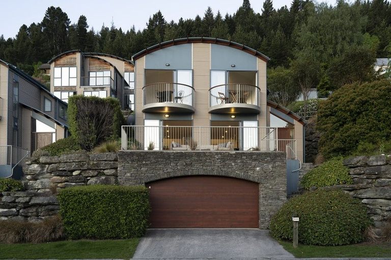 Photo of property in 1/43 Belfast Terrace, Queenstown, 9300