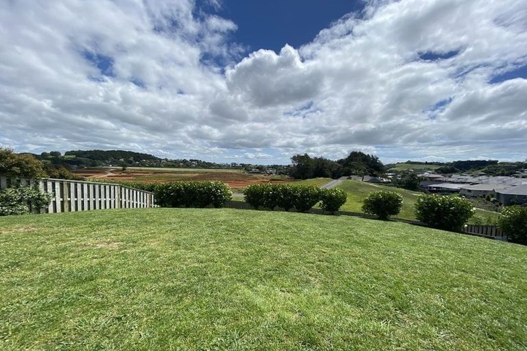 Photo of property in 53 Anselmi Ridge Road, Pukekohe, 2120