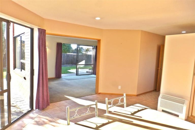 Photo of property in 1/28 Sylvan Street, Hillmorton, Christchurch, 8024