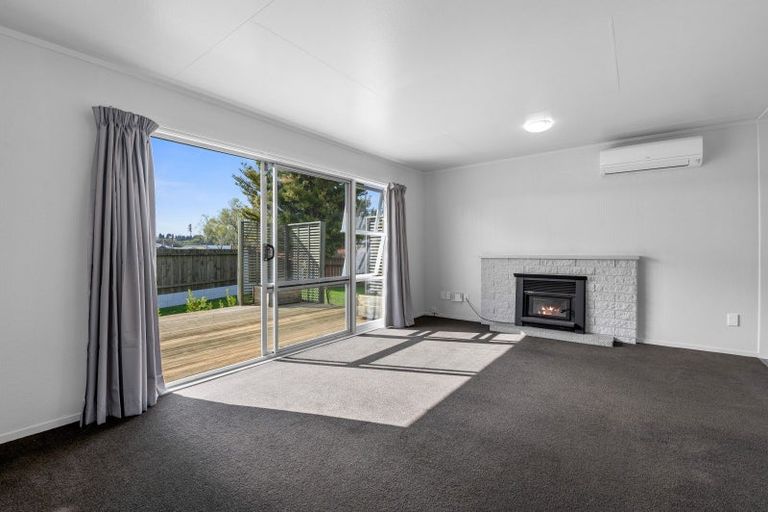 Photo of property in 6 Byron Grove, Owhata, Rotorua, 3010