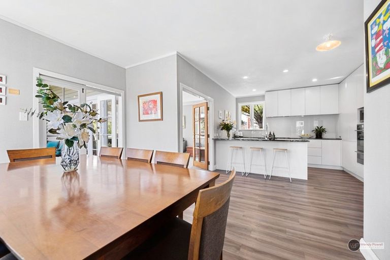 Photo of property in 37 Totara Crescent, Woburn, Lower Hutt, 5010