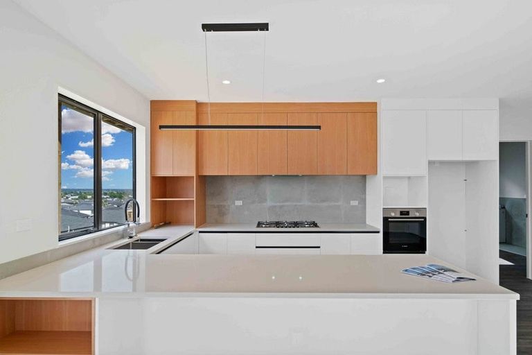 Photo of property in 19 Nola Dawn Avenue, Papakura, 2110