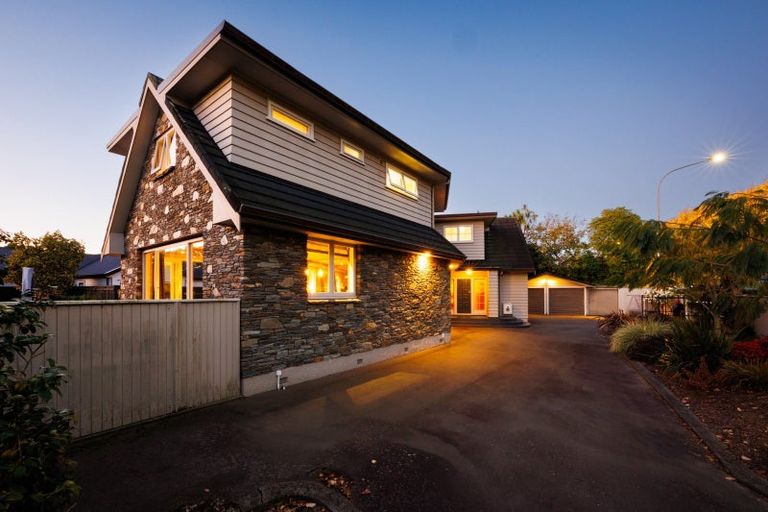 Photo of property in 43 Te Awe Awe Street, Hokowhitu, Palmerston North, 4410