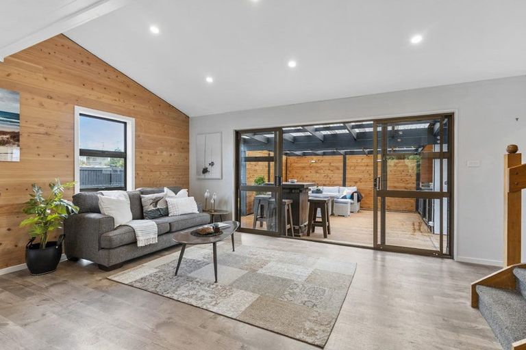 Photo of property in 333 Hibiscus Coast Highway, Orewa, 0931