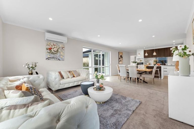 Photo of property in 25 Paul Way, Pokeno, 2402