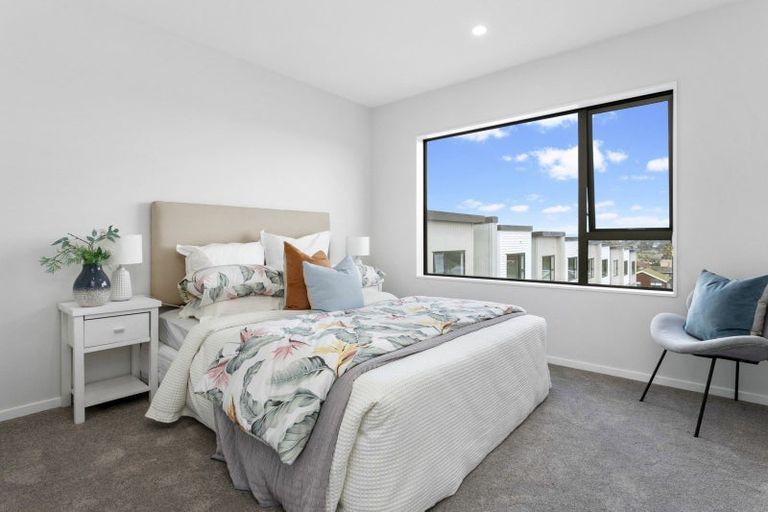 Photo of property in 2/1 Egremont Street, Belmont, Auckland, 0622