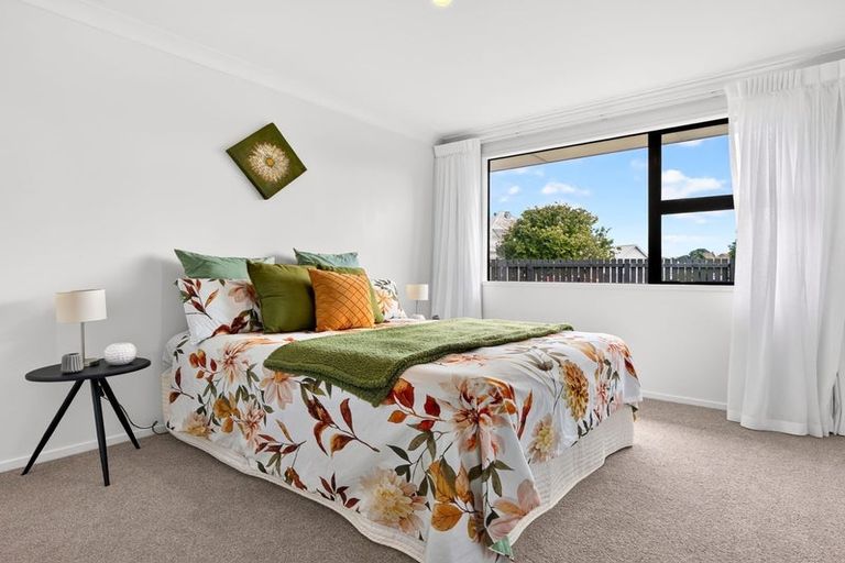 Photo of property in 22a Matua Road, Huapai, Kumeu, 0810