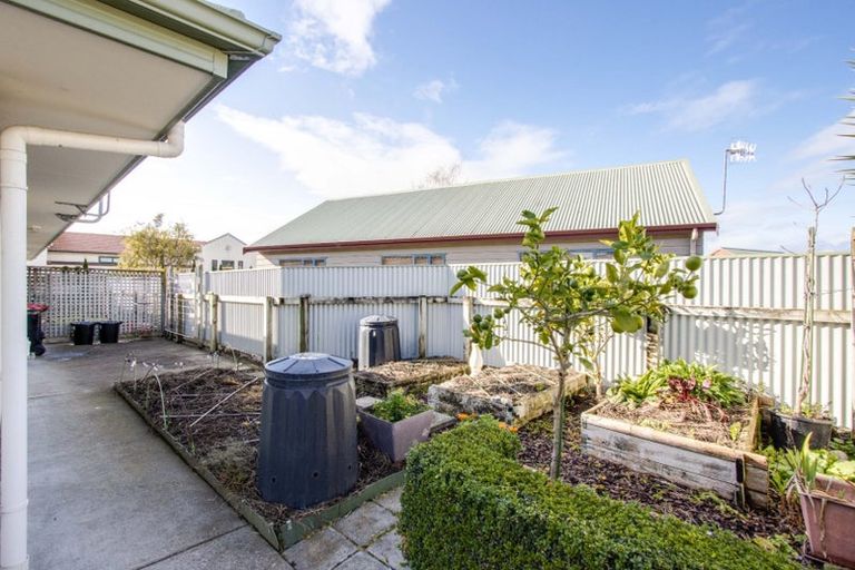 Photo of property in 405b Eastbourne Street East, Hastings, 4122