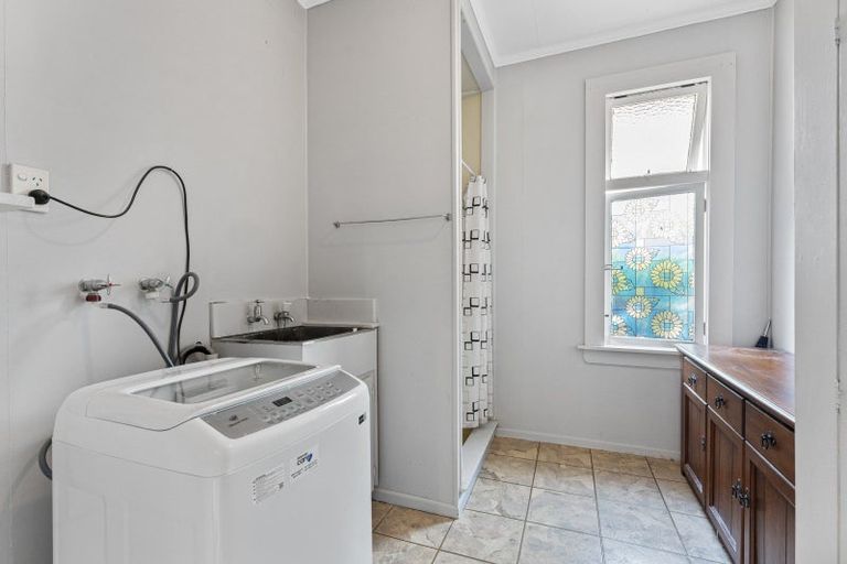 Photo of property in 28 Kawatiri Avenue, Gonville, Whanganui, 4501