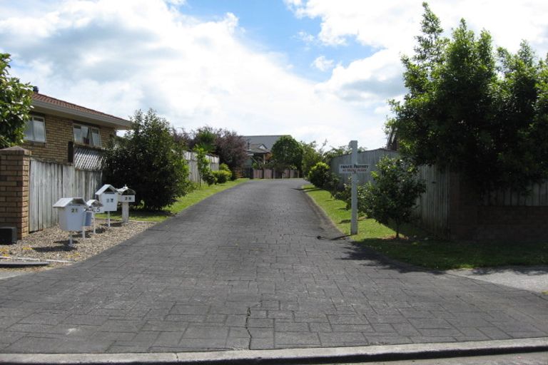 Photo of property in 21 Merlot Heights, Huapai, Kumeu, 0810
