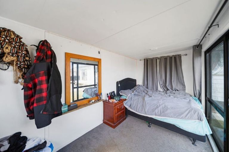 Photo of property in 4 Molesworth Place, Mangere, Auckland, 2022