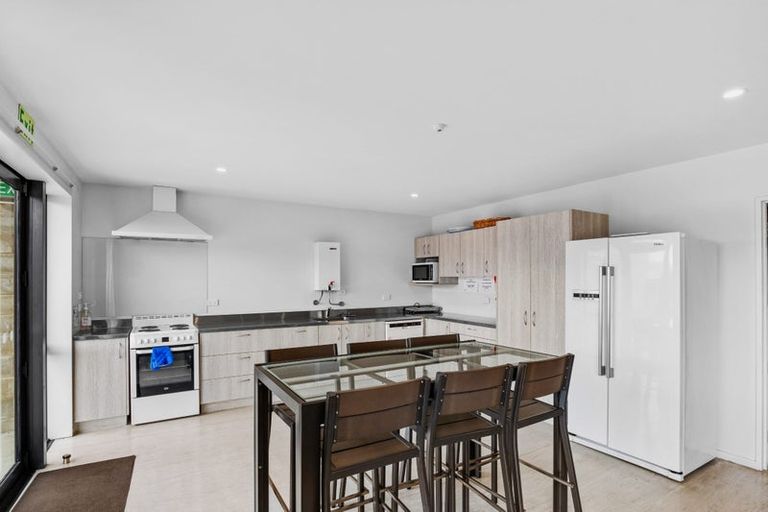 Photo of property in 16 Silverstone Drive, Cromwell, 9384