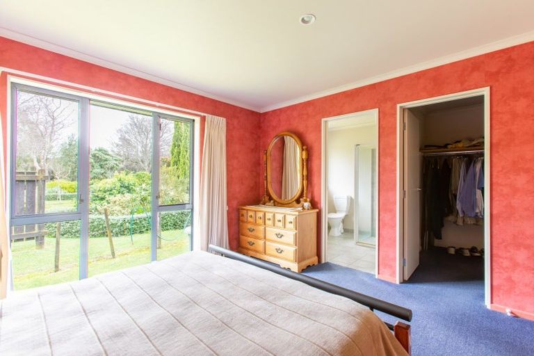 Photo of property in 15 Guinane Street, Dannevirke, 4930