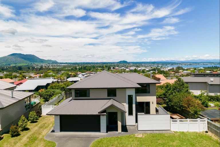 Photo of property in 11 Acacia Bay Road, Nukuhau, Taupo, 3330