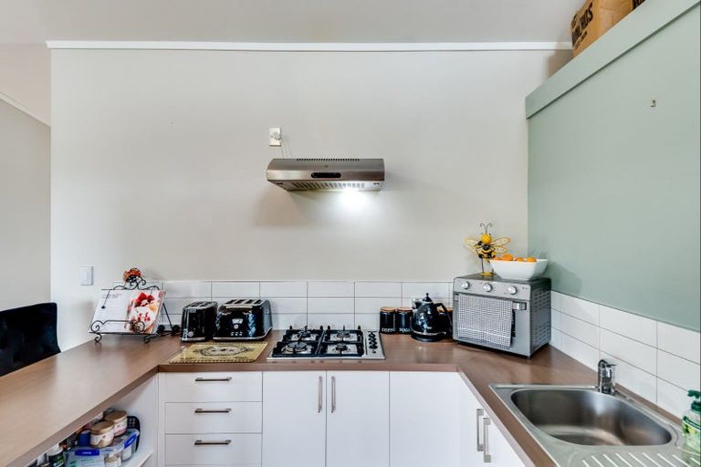 Photo of property in 755 Main North Road, Bay View, Napier, 4182