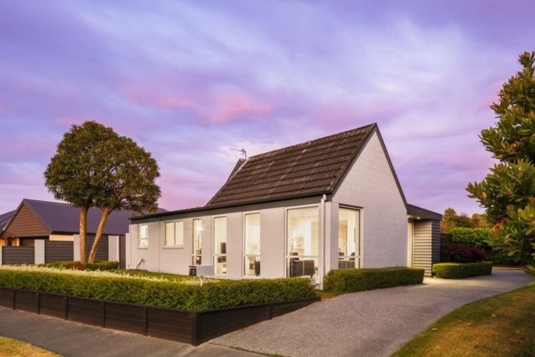 Photo of property in 5 Woodbank Street, Somerfield, Christchurch, 8024