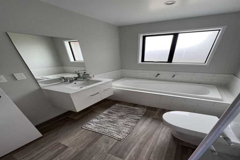 Photo of property in 247 Aubrey Road, Wanaka, 9305