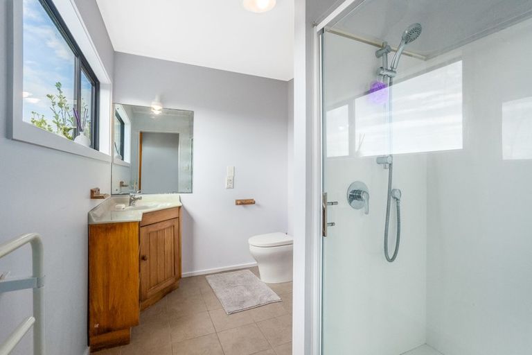 Photo of property in 15 Cobar Close, Maupuia, Wellington, 6022