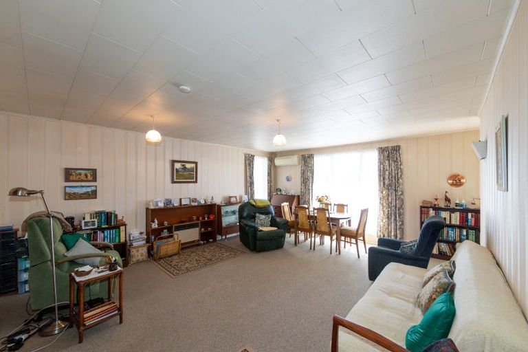 Photo of property in 3/52 Napier Road, Havelock North, 4130