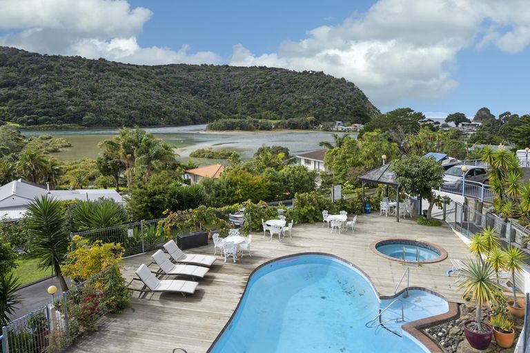 Photo of property in 1g/2 Weranui Road, Waiwera, Orewa, 0994