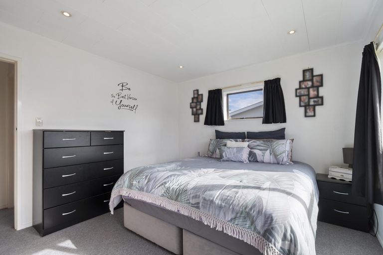 Photo of property in 23 Ferndale Place, Feilding, 4702