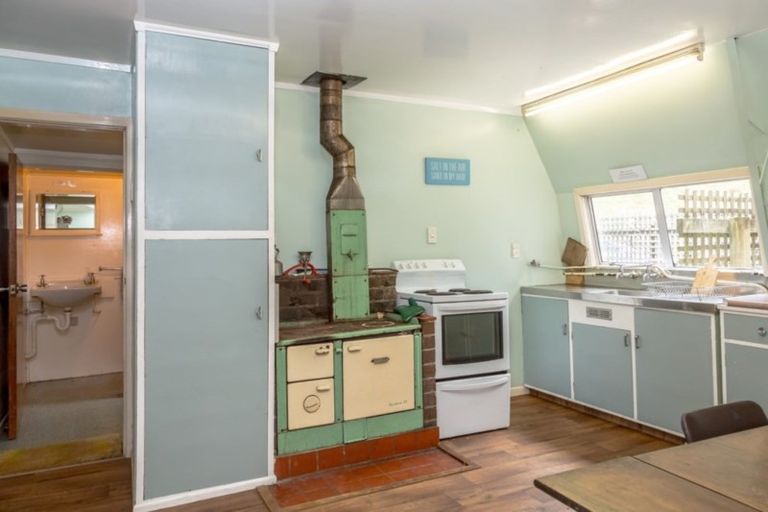 Photo of property in 451 Tora Farm Settlement Road, Tora, Martinborough, 5782