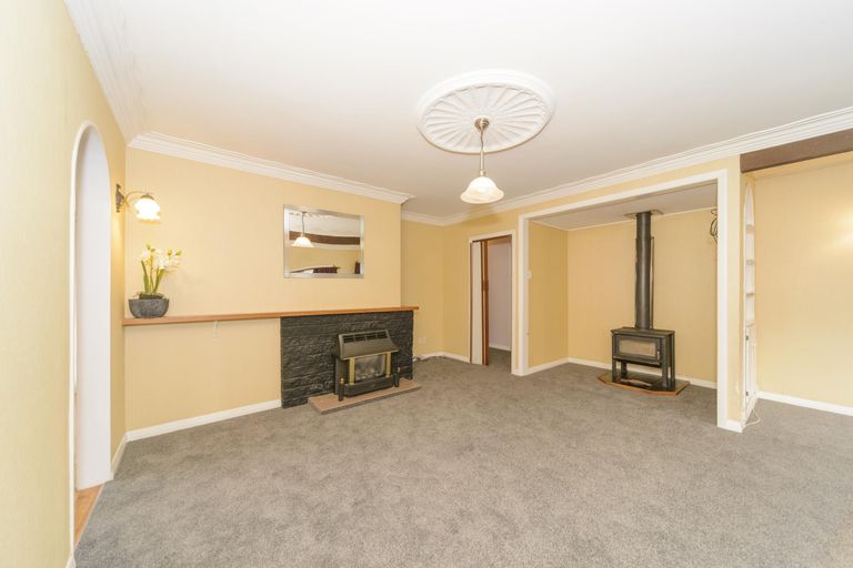 Photo of property in 5 Hartley Place, Awapuni, Palmerston North, 4412
