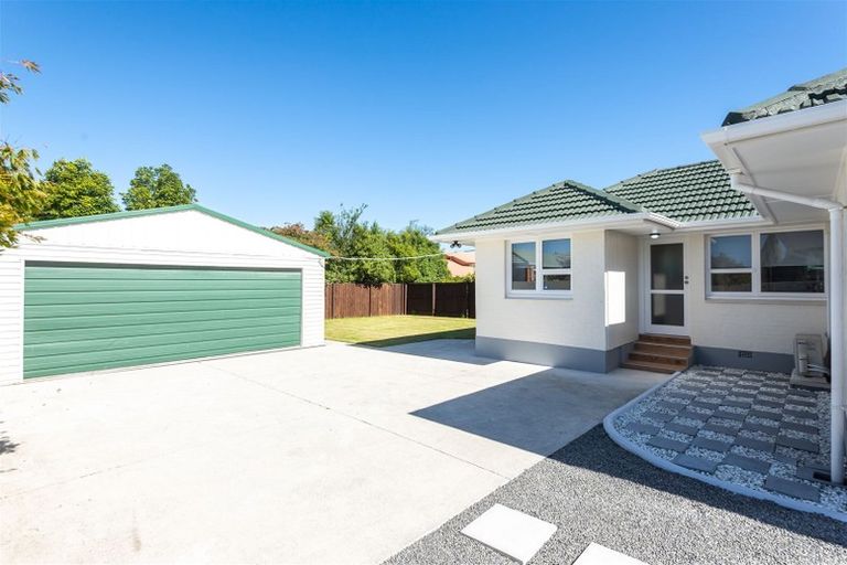 Photo of property in 82 Main North Road, Papanui, Christchurch, 8052