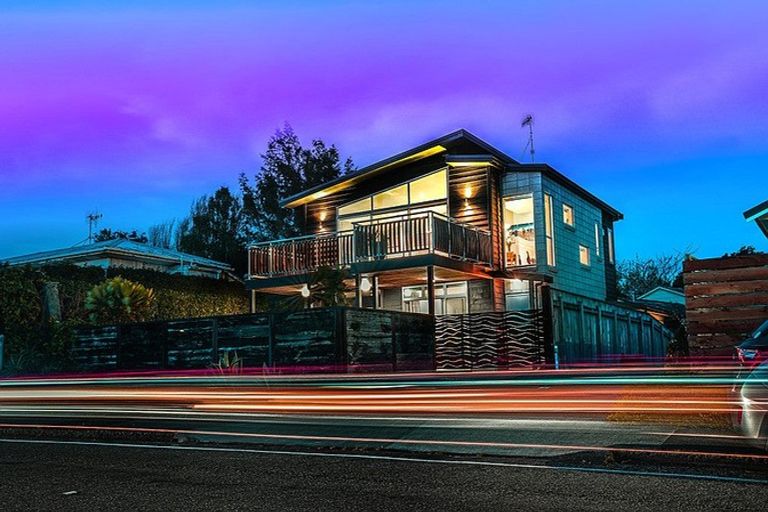 Photo of property in 20b Wharemauku Road, Raumati Beach, Paraparaumu, 5032