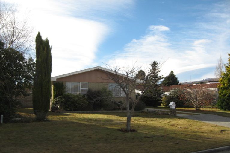 Photo of property in 10 Carlow Place, Cromwell, 9310