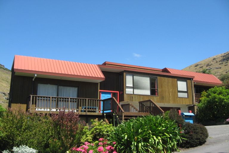 Photo of property in 16 The Crescent, Hillsborough, Christchurch, 8022