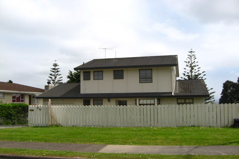 Photo of property in 1/84 Pacific Parade, Army Bay, Whangaparaoa, 0930