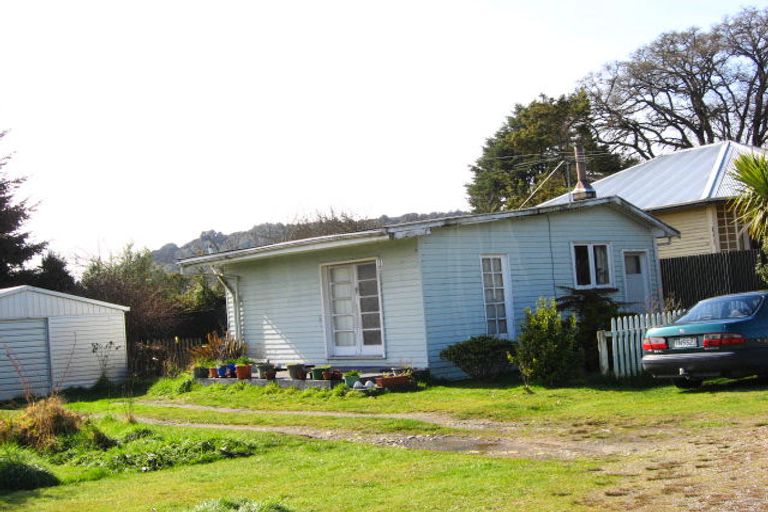 Photo of property in 118 Shiel Street, Reefton, 7830