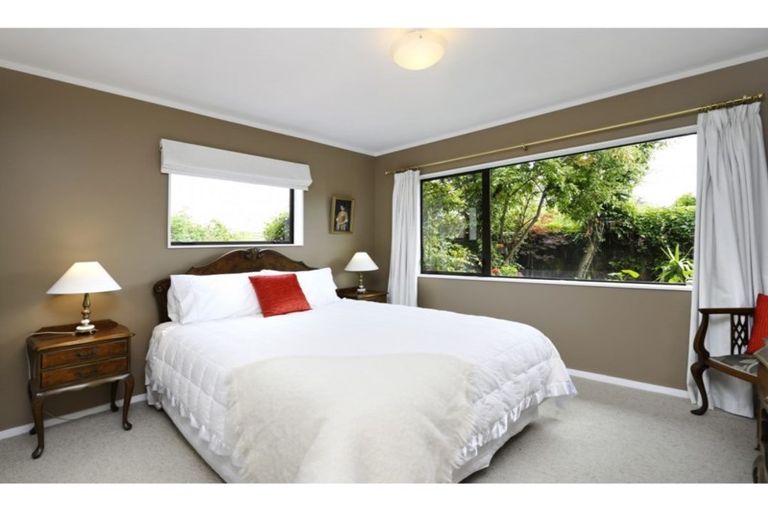 Photo of property in 21 Farnham Drive, Richmond, 7020