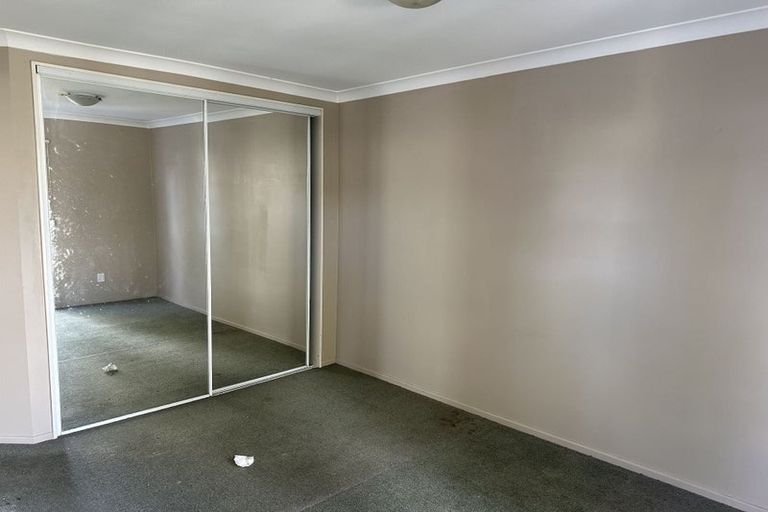 Photo of property in 36 Hugh Green Drive, Pinehill, Auckland, 0632