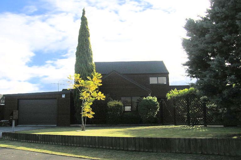 Photo of property in 35 Anderson Road, Taradale, Napier, 4112