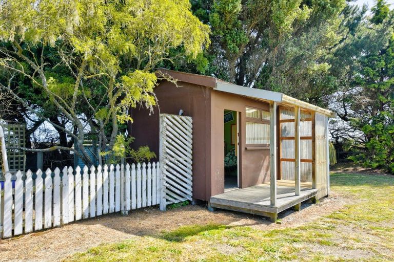 Photo of property in 4 Firth Street, Fortrose, Tokanui, 9875