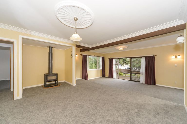 Photo of property in 5 Hartley Place, Awapuni, Palmerston North, 4412