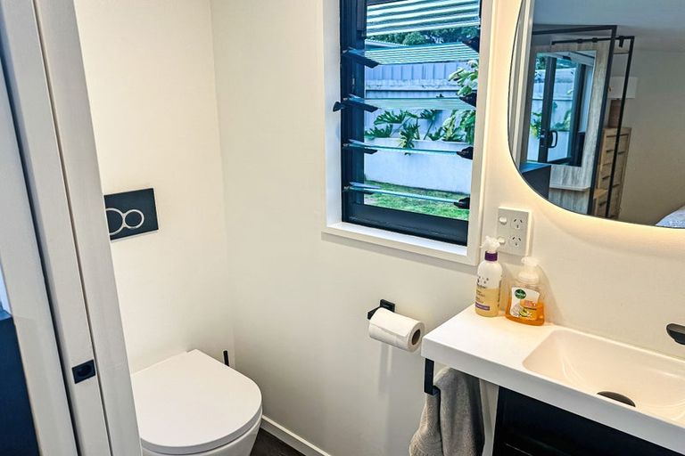 Photo of property in 2/3 Head Street, Sumner, Christchurch, 8081