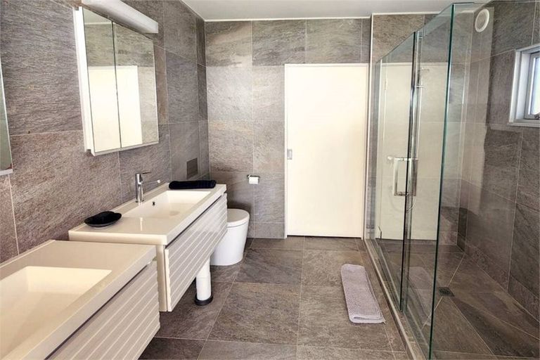 Photo of property in 25 Inanga Lane, Omaha, 0986